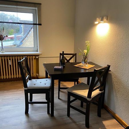 Feddersen Living Grosse Ferienwohnung - Garten - Terrasse - Smart Tv - Netflix ブルンスビュッテル エクステリア 写真