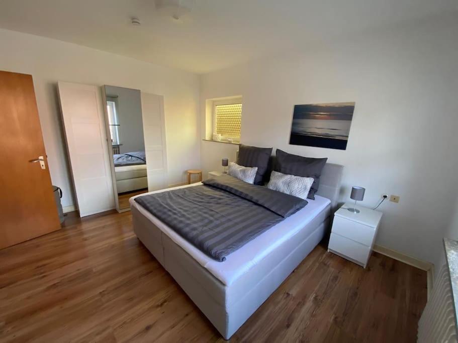 Feddersen Living Grosse Ferienwohnung - Garten - Terrasse - Smart Tv - Netflix ブルンスビュッテル エクステリア 写真